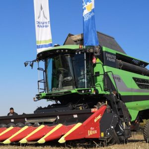 Combina-Deutz-Fahr-cu-Header-Olimac-2-c-300x300-1
