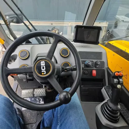 JCB-9